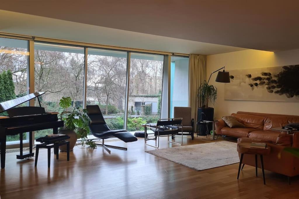 Exceptional Calm 3br, 2.5ba With Patio, Pool & Gym